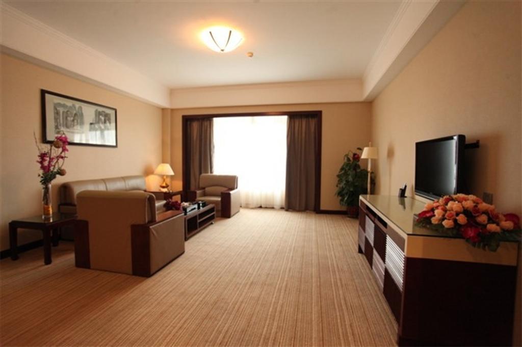 Haiyuan International Hotel Путянь Экстерьер фото