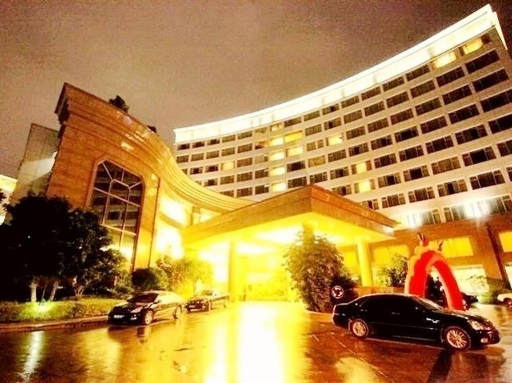 Haiyuan International Hotel Путянь Экстерьер фото